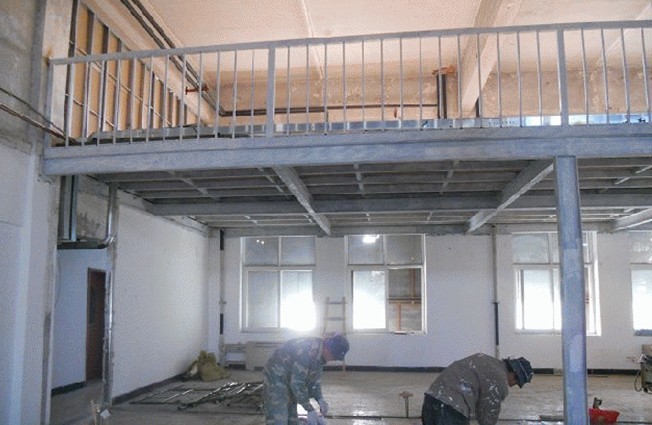 �������ڸ�¥�������ֽṹ��¥����